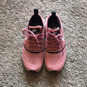 Nike Air Max Thera 💗